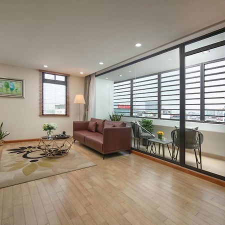 Hb Serviced Apartment - 121B Quan Hoa Ханой Экстерьер фото