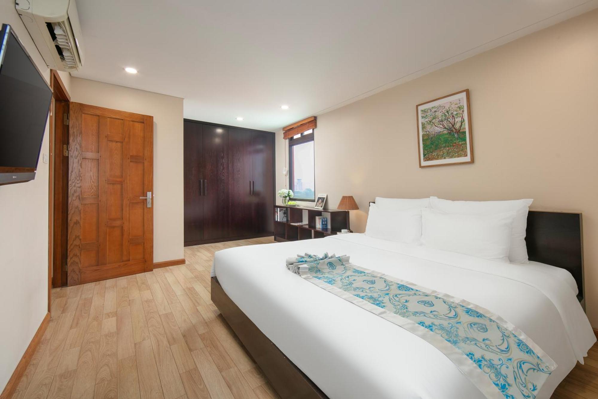 Hb Serviced Apartment - 121B Quan Hoa Ханой Экстерьер фото