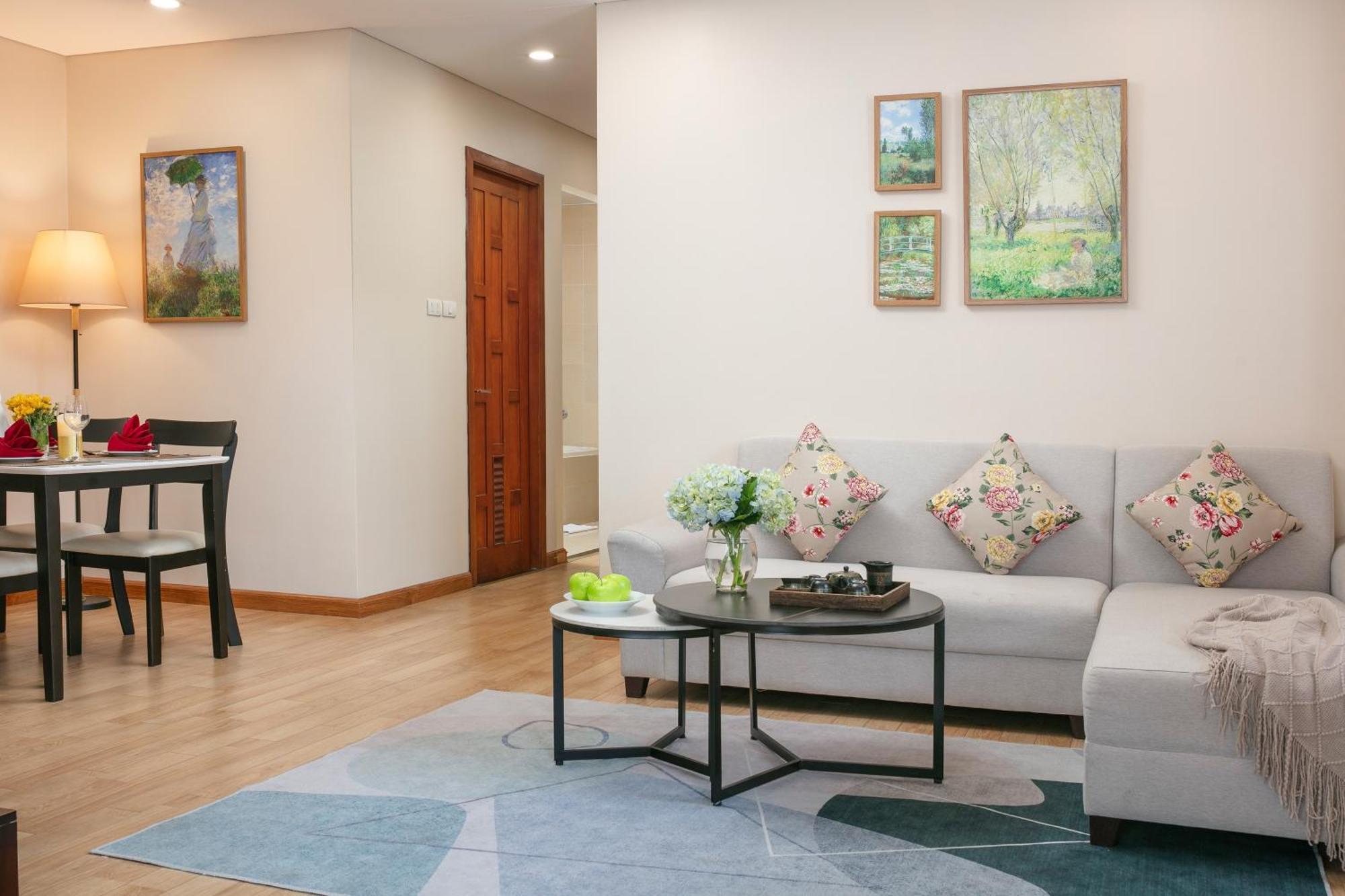 Hb Serviced Apartment - 121B Quan Hoa Ханой Экстерьер фото