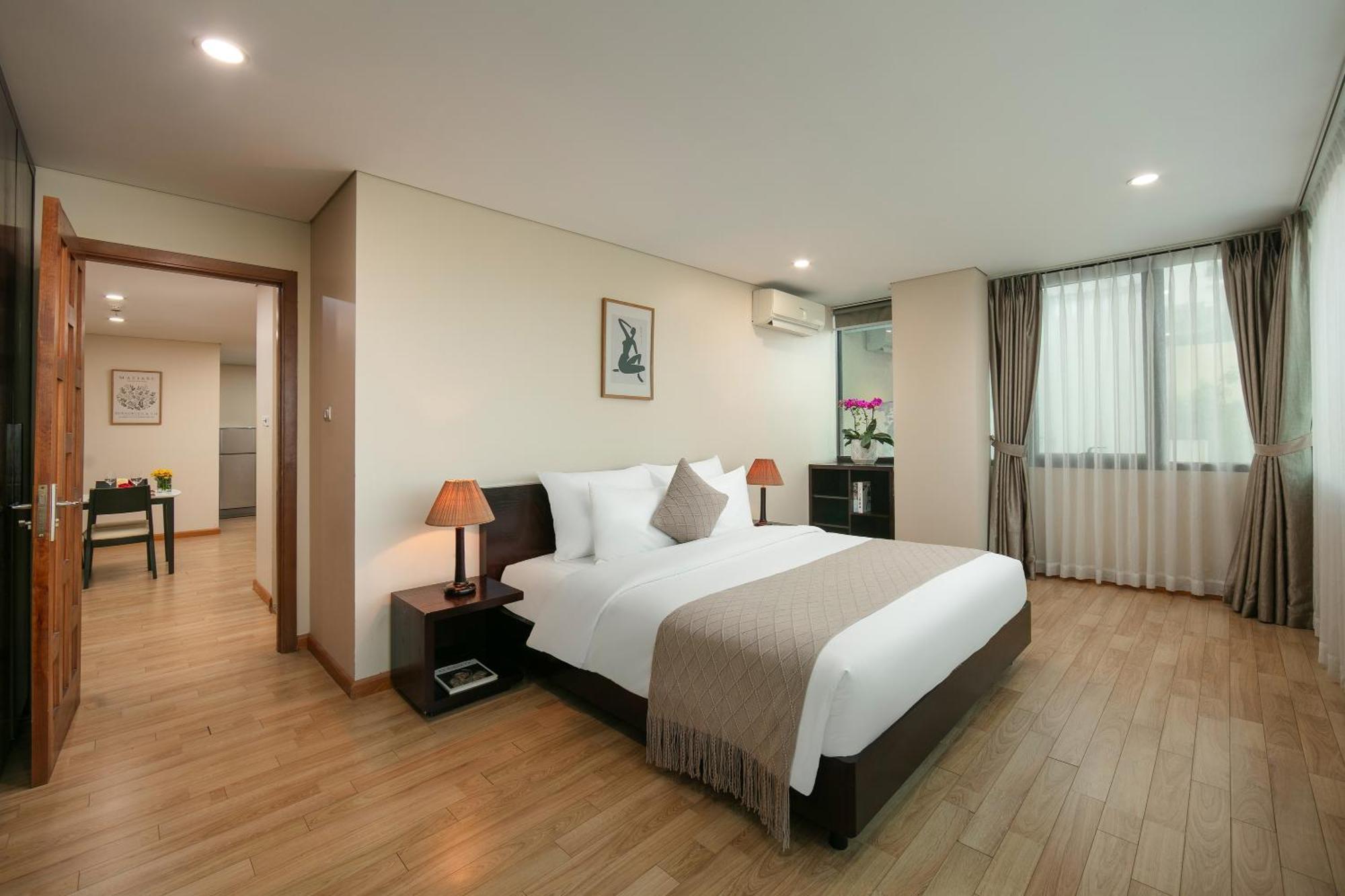 Hb Serviced Apartment - 121B Quan Hoa Ханой Экстерьер фото